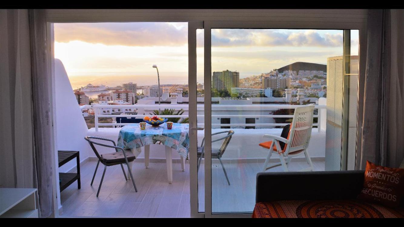 Oceanview Los Cristianos Exterior photo